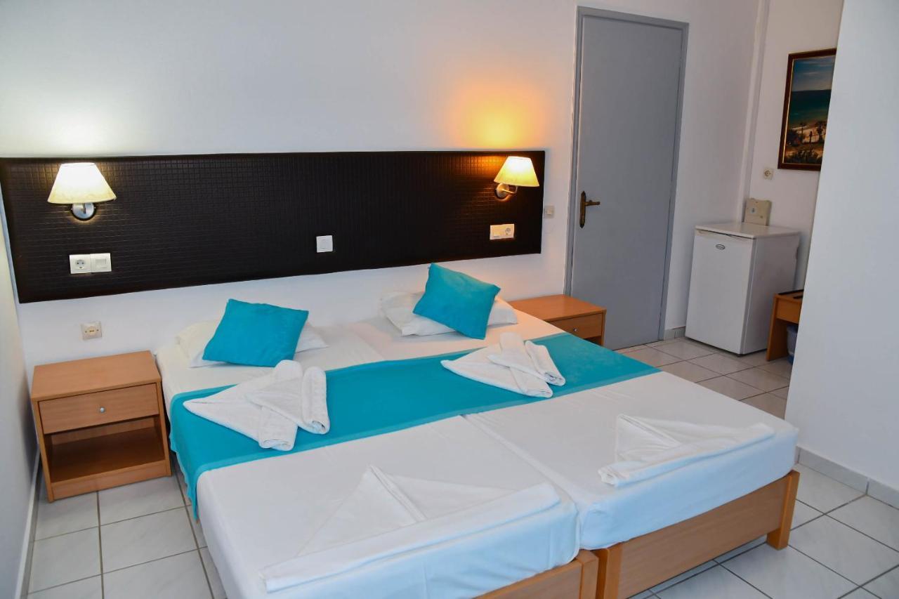 Blue Nest Hotel Tigkaki  Exterior photo