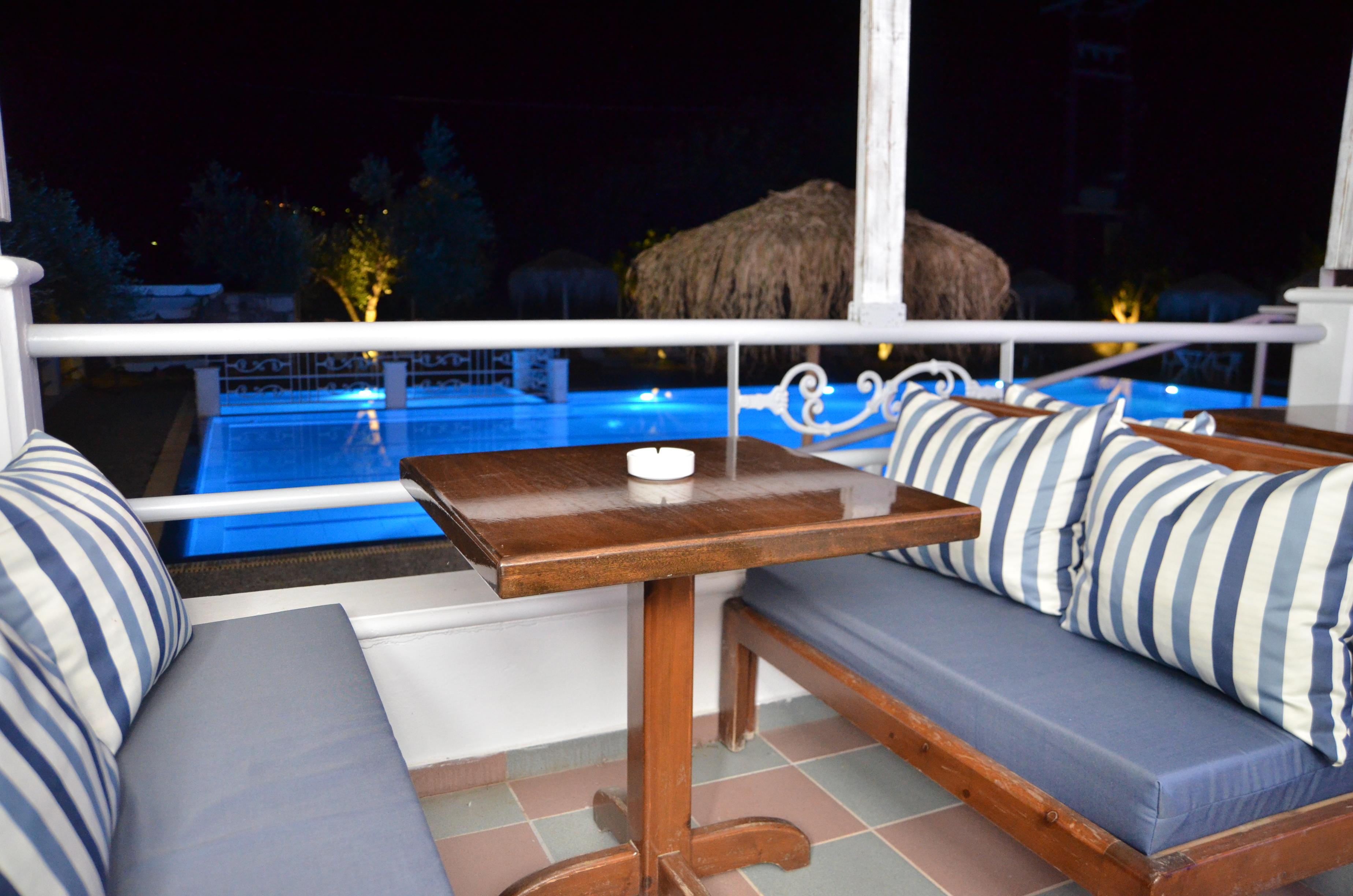 Blue Nest Hotel Tigkaki  Exterior photo
